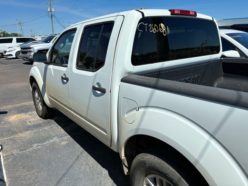 Used 2016 Nissan Frontier SV Truck Crew Cab