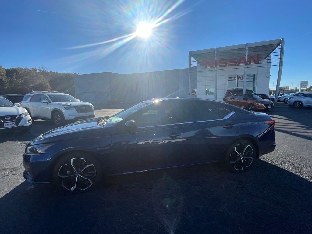2024 Nissan Altima SR