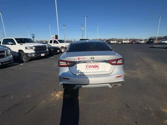 2019 Nissan Maxima S photo 4
