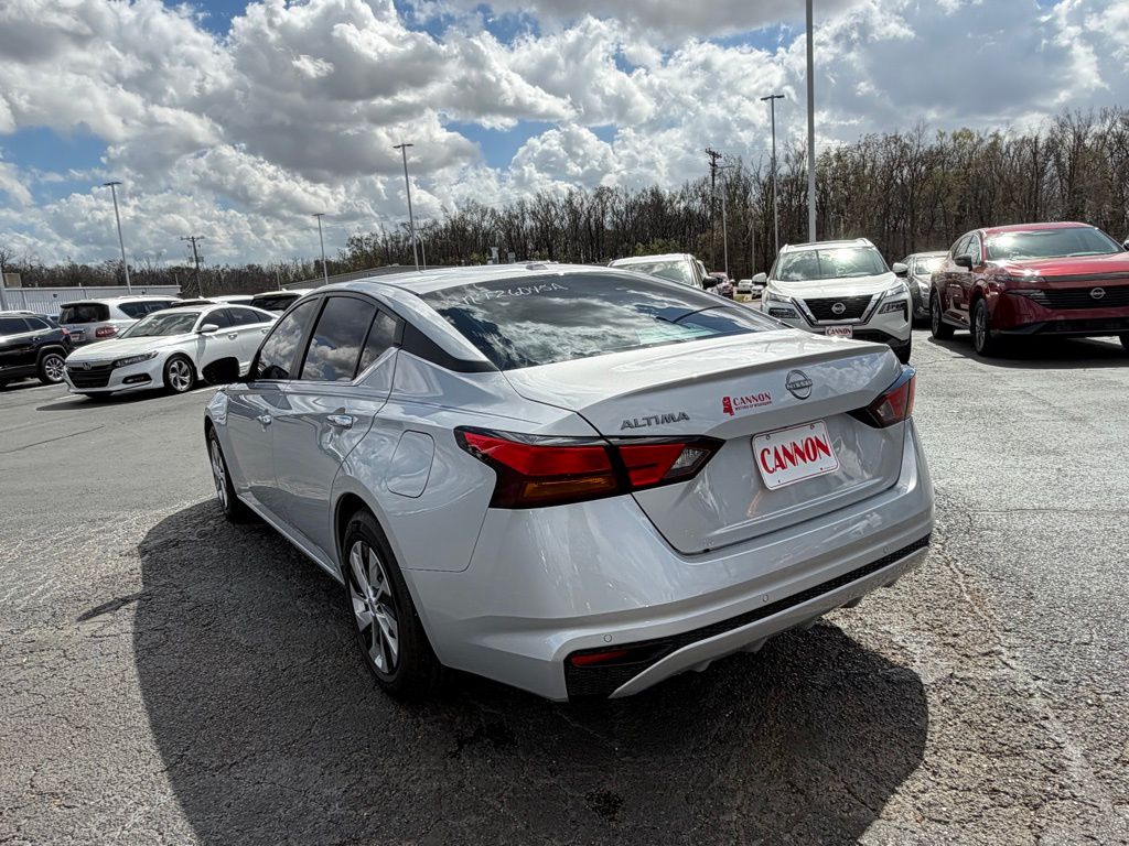 2025 Nissan Altima S