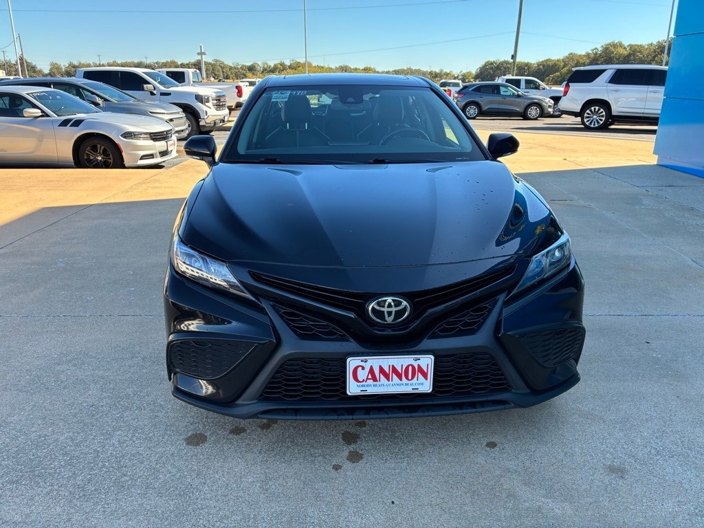 Used 2021 Toyota Camry SE Sedan