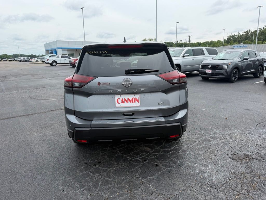 Used 2024 Nissan Rogue SV SUV