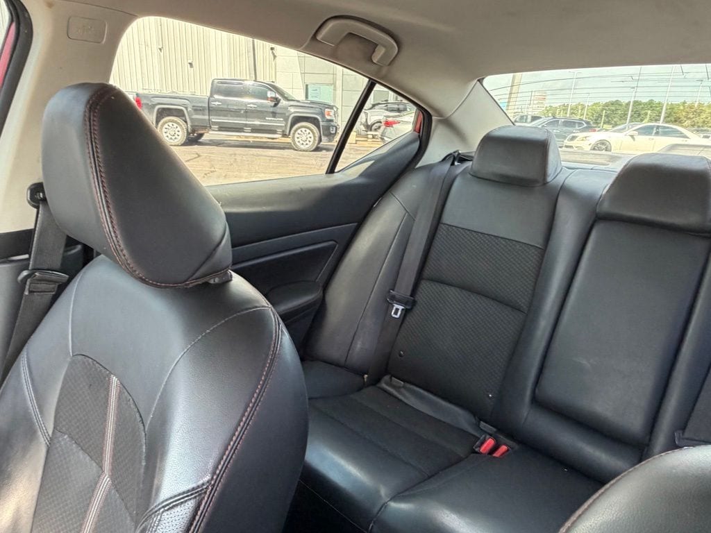 2023 Nissan Altima SR - Photo 19