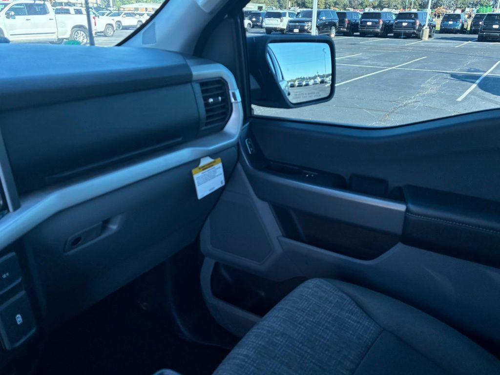 2022 Ford F-150 XLT - Photo 11