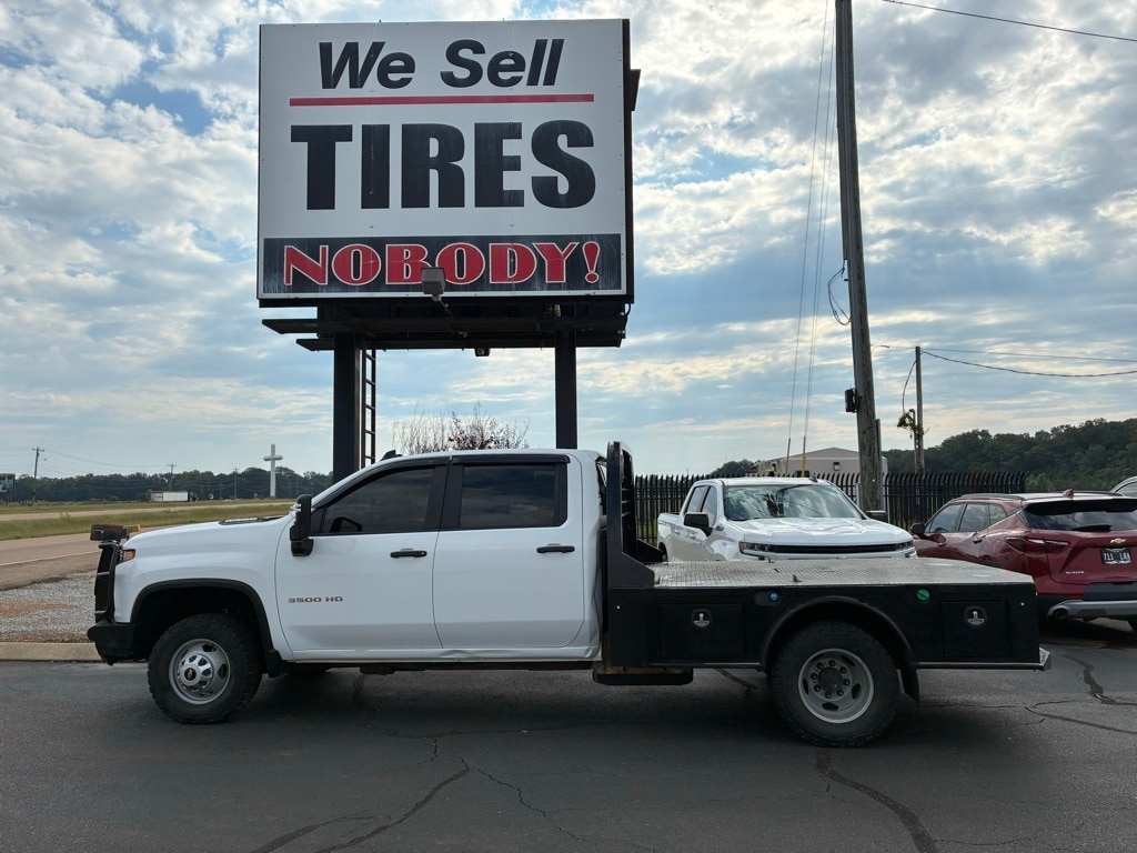 Used 2023 Chevrolet Silverado 3500 HD Chassis Work Truck Truck Crew Cab