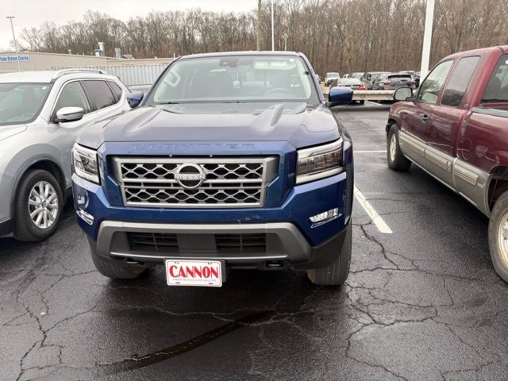 Used 2023 Nissan Frontier SV Truck Crew Cab