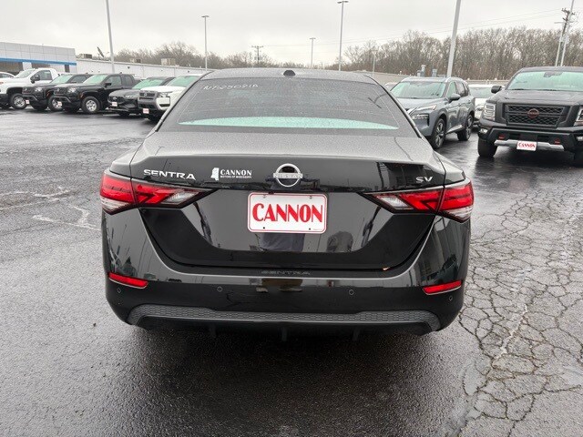 2024 Nissan Sentra SV photo 4
