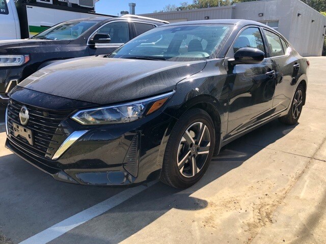 2024 Nissan Sentra SV photo 2