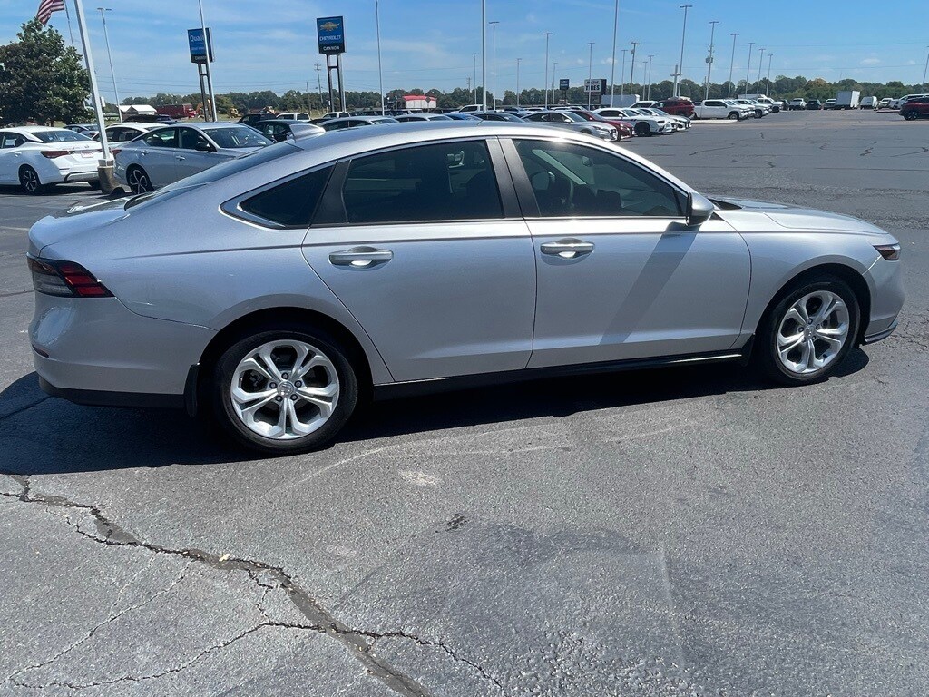 2024 Honda Accord LX photo 4