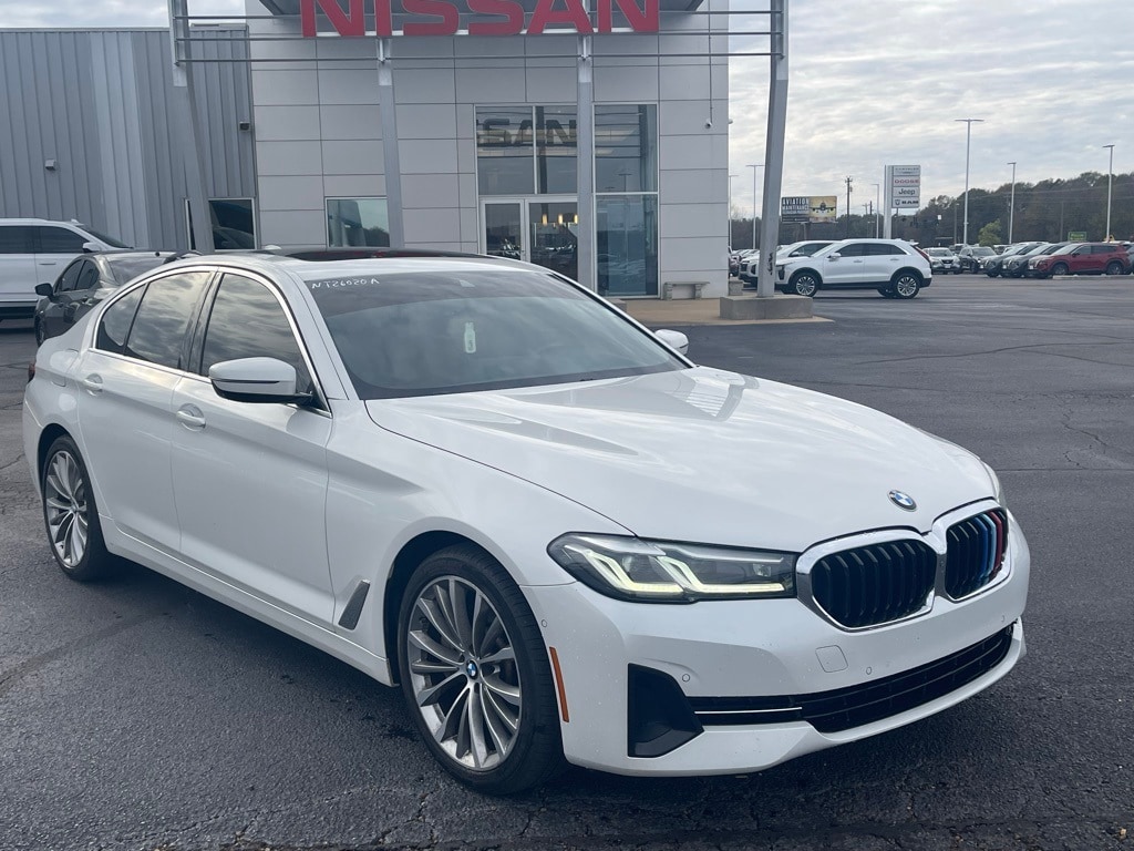 2021 BMW 5 Series 530i's photo