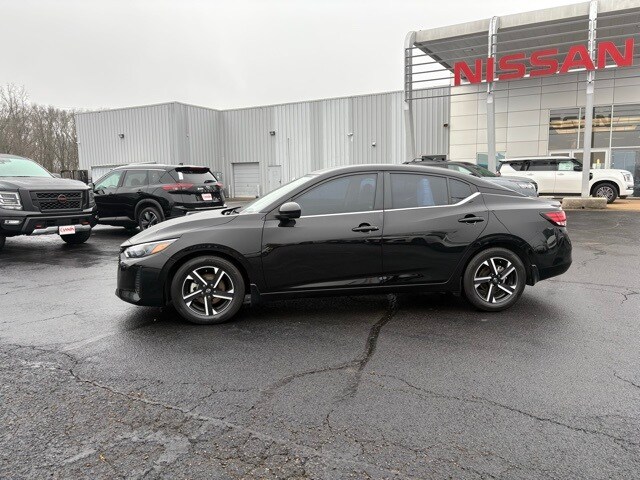 2024 Nissan Sentra SV photo 2