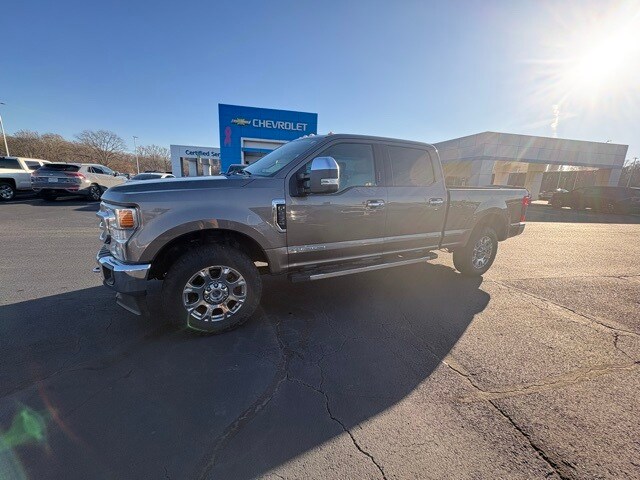 2020 Ford F-250 Lariat photo 2