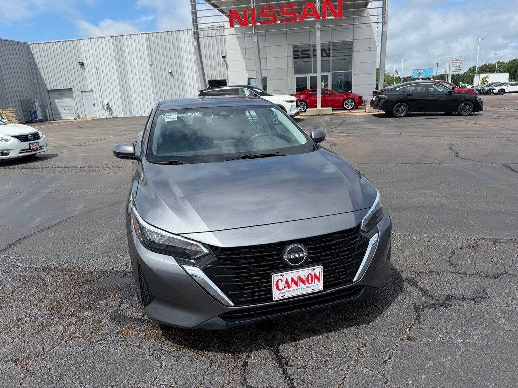 2025 Nissan Sentra SV CVT's photo