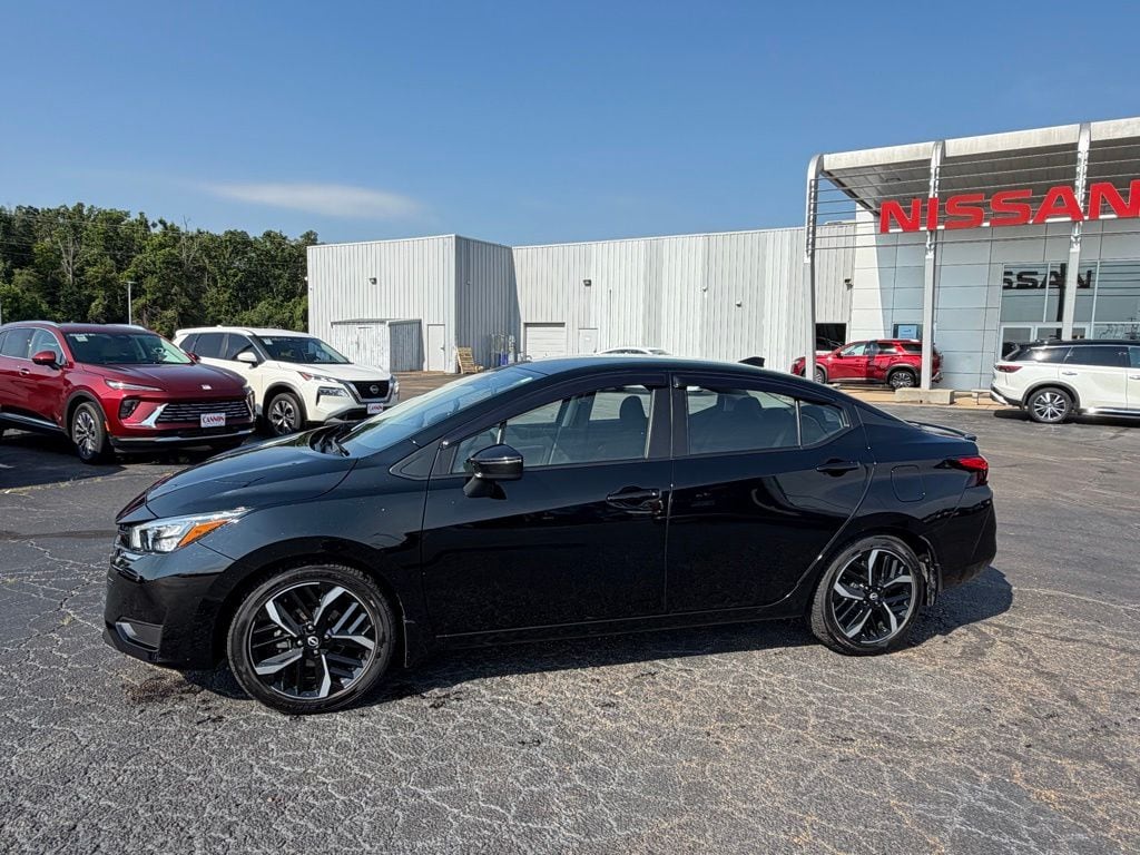 Used 2024 Nissan Versa 1.6 SR Sedan