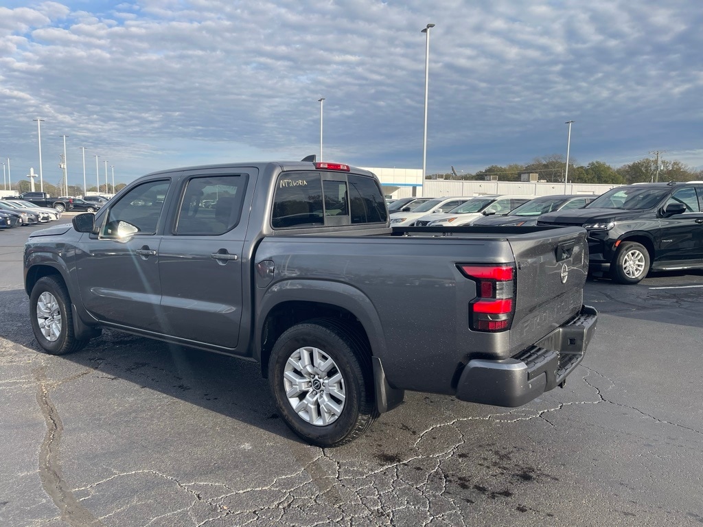 Used 2022 Nissan Frontier SV Truck Crew Cab