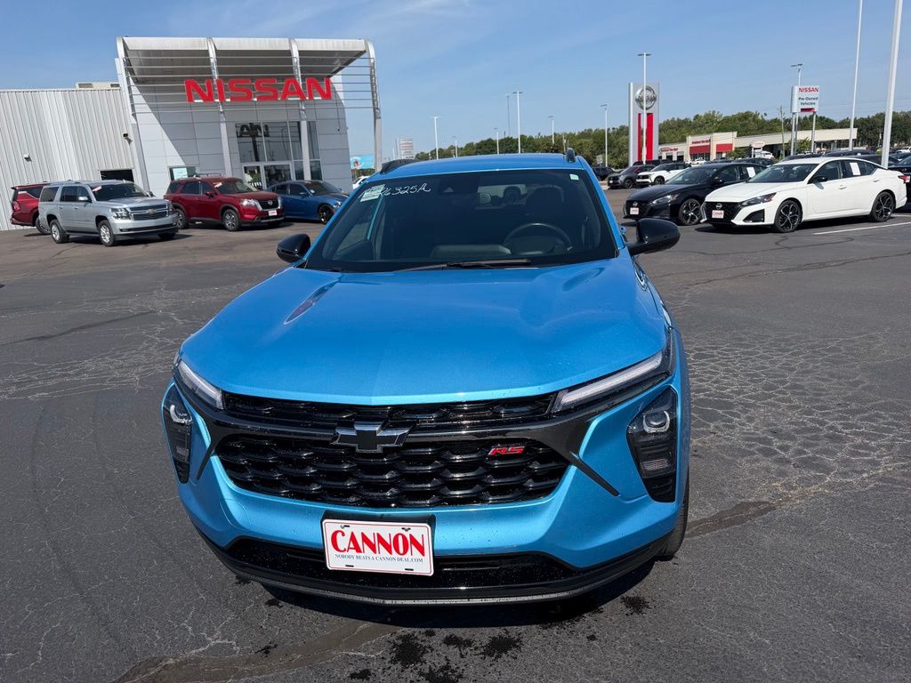 2025 Chevrolet Trax SUV 