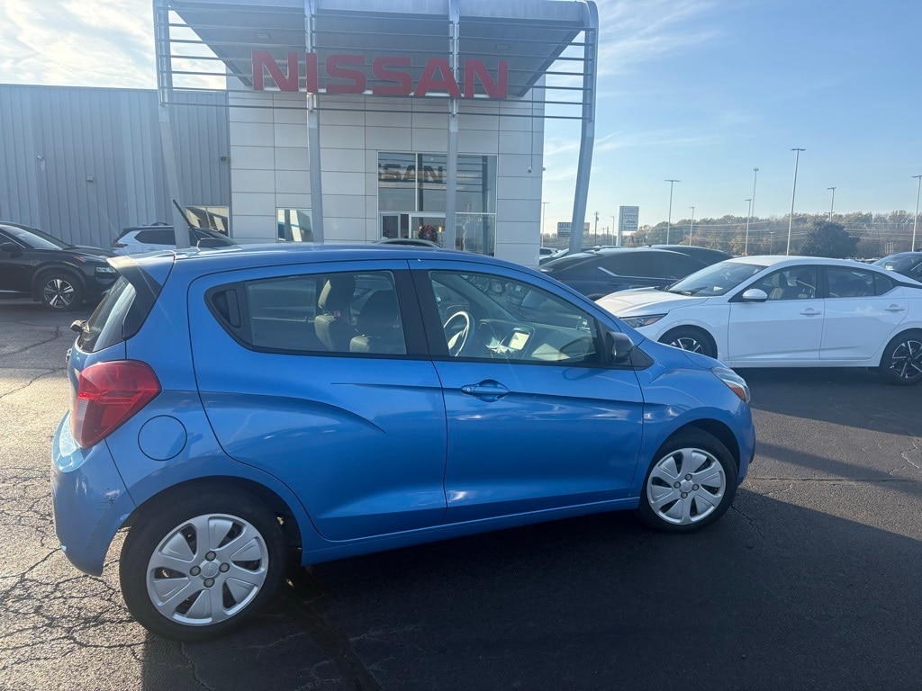 2018 Chevrolet Spark LS's photo
