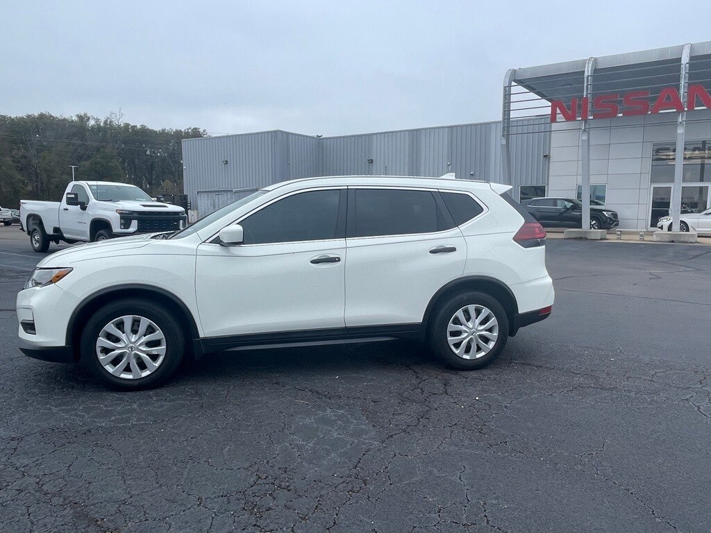 2020 Nissan Rogue S photo 3