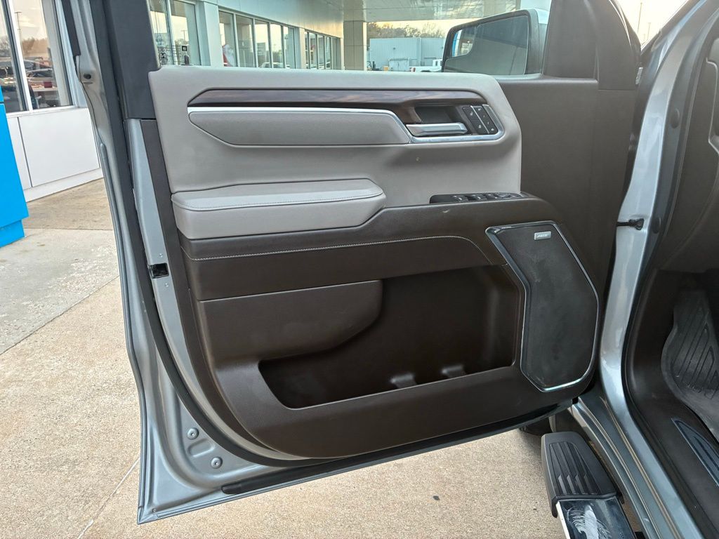 2023 GMC Sierra 1500 SLT - Photo 10