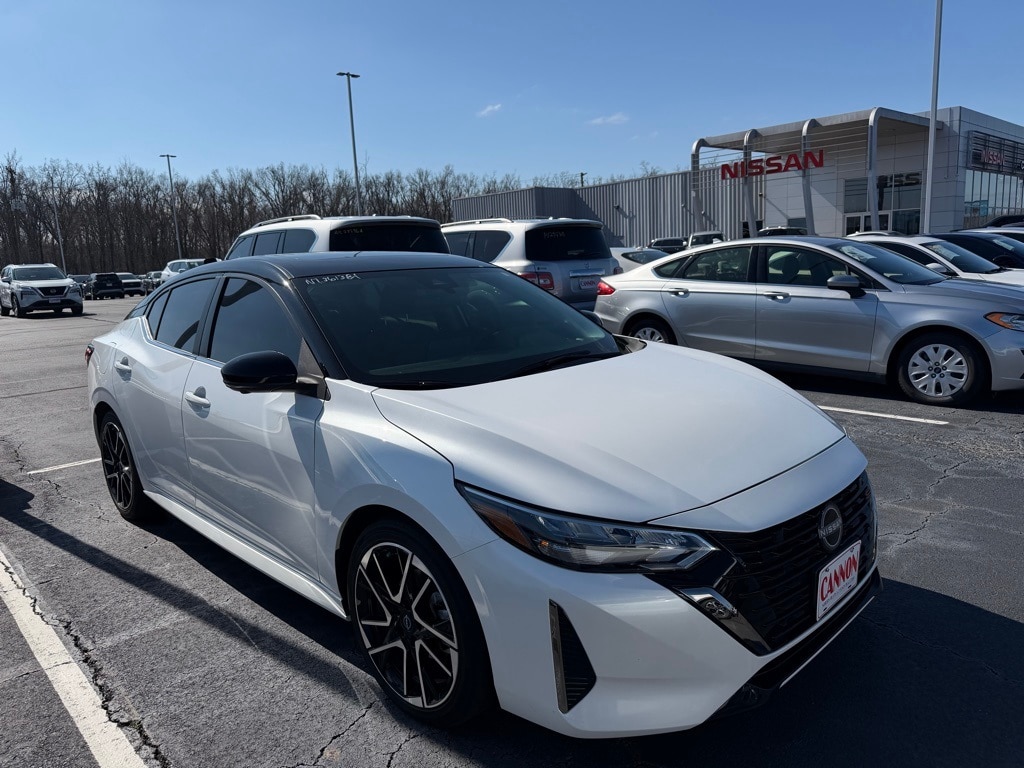 2025 Nissan Sentra SR