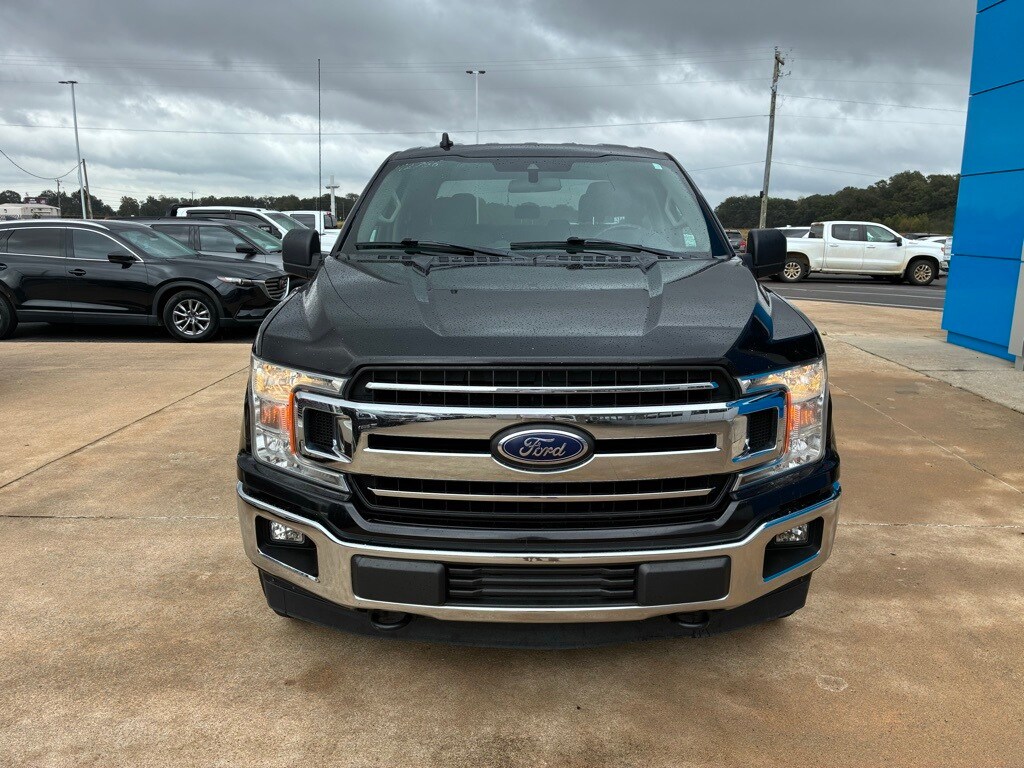 2019 Ford F-150 XLT photo 2