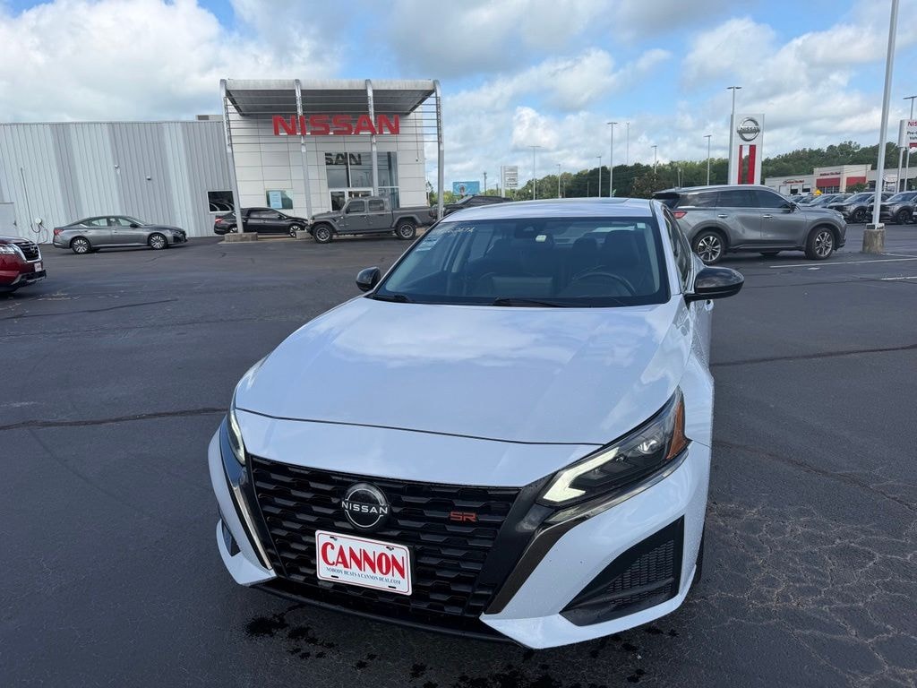 Used 2023 Nissan Altima 2.5 SR Sedan