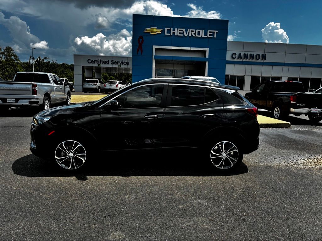 Used 2022 Buick Encore GX Select with VIN KL4MMDSL7NB049755 for sale in Columbus, MS