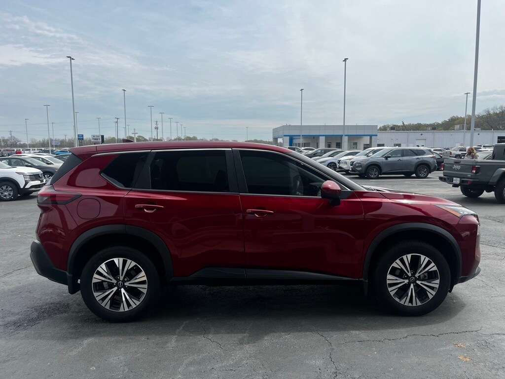 2023 Nissan Rogue SV photo 3