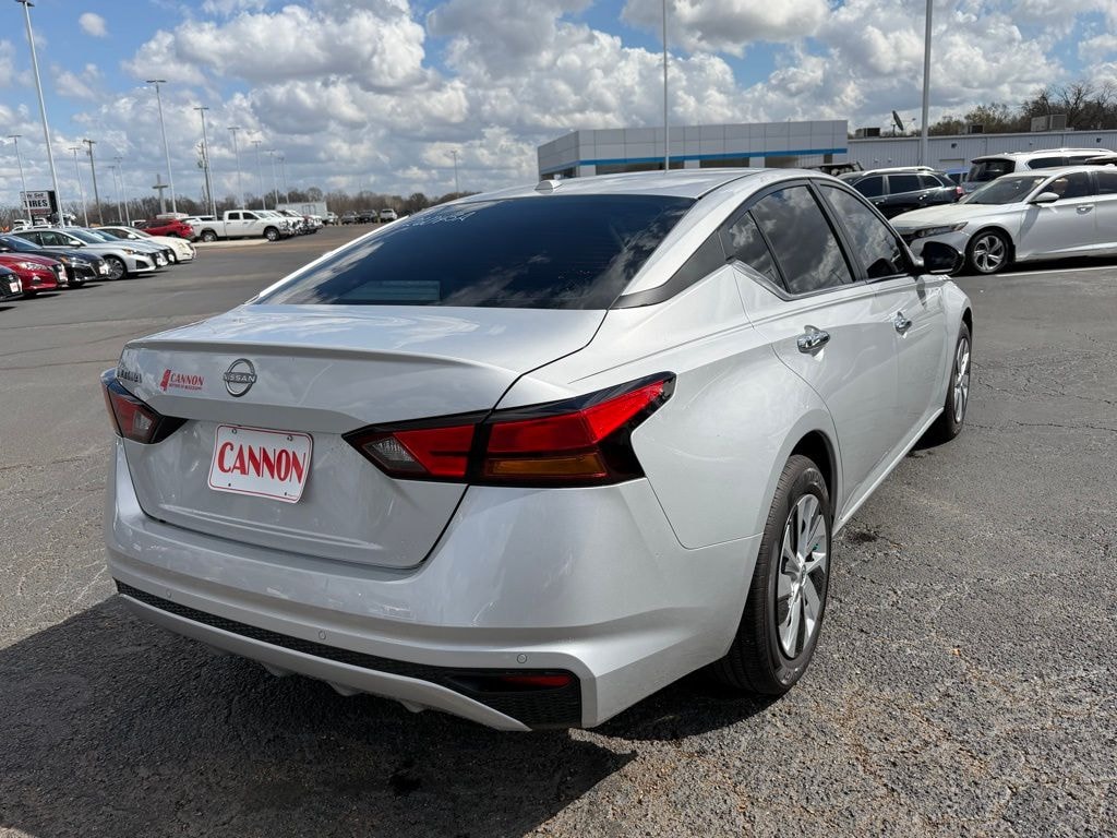 Used 2025 Nissan Altima S Sedan