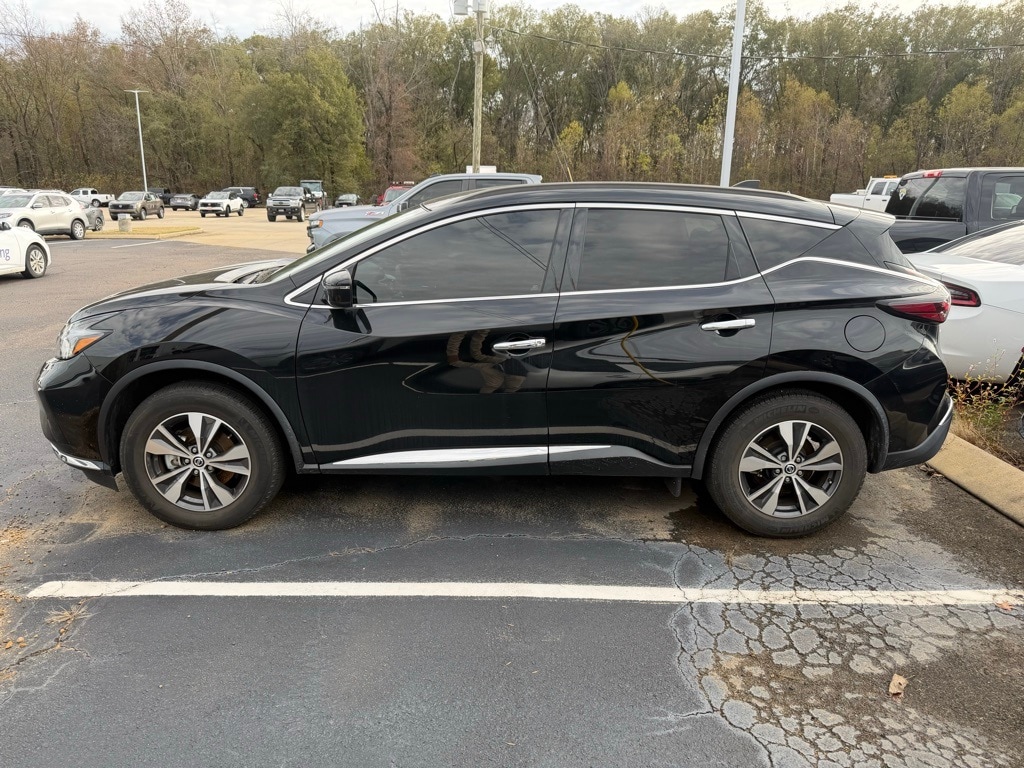 Used 2022 Nissan Murano SV SUV