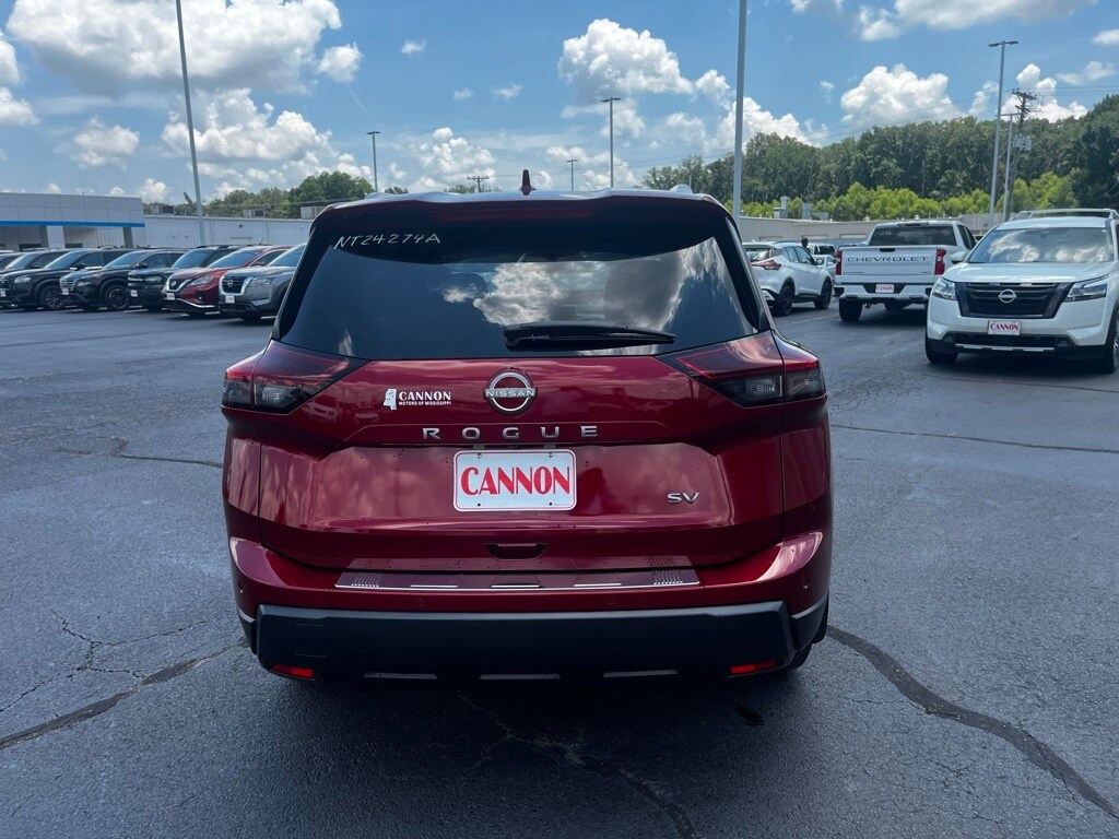 2024 Nissan Rogue SV photo 3