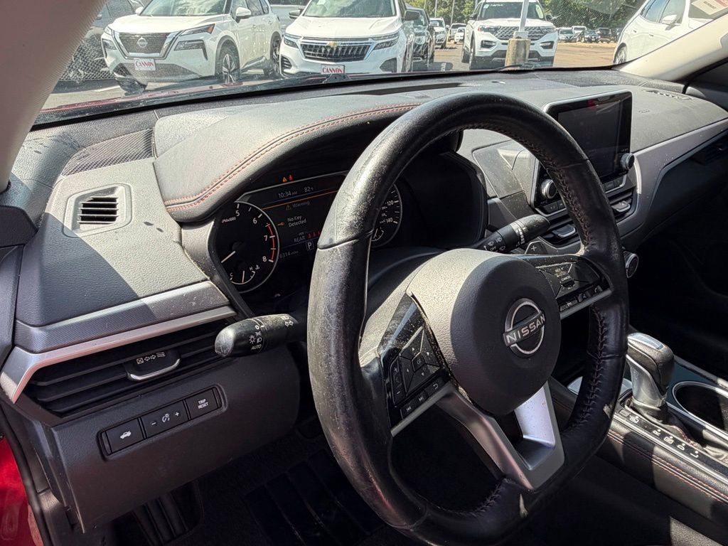 2023 Nissan Altima SR - Photo 17