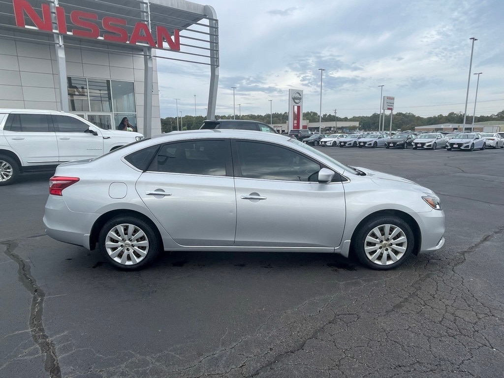 Used 2016 Nissan Sentra S Sedan