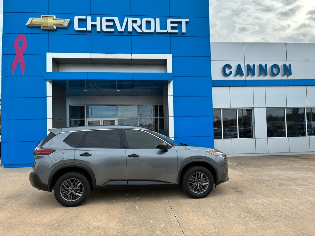 Used 2023 Nissan Rogue S SUV