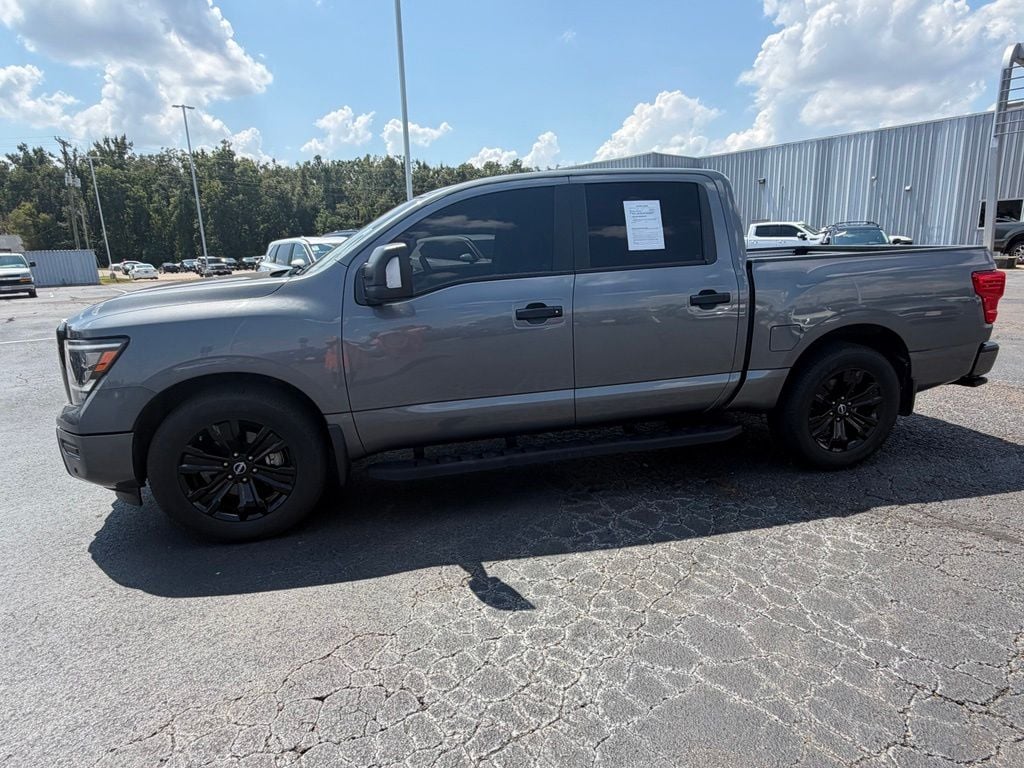Used 2024 Nissan Titan SV Truck Crew Cab
