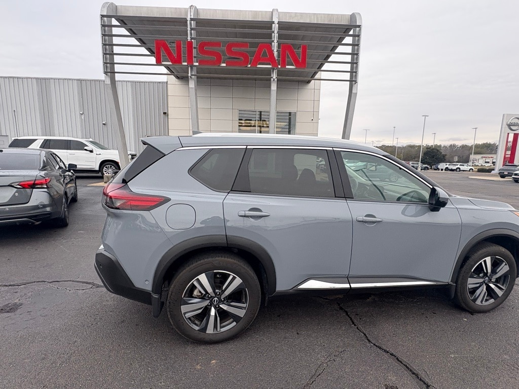 Used 2024 Nissan Rogue S SUV