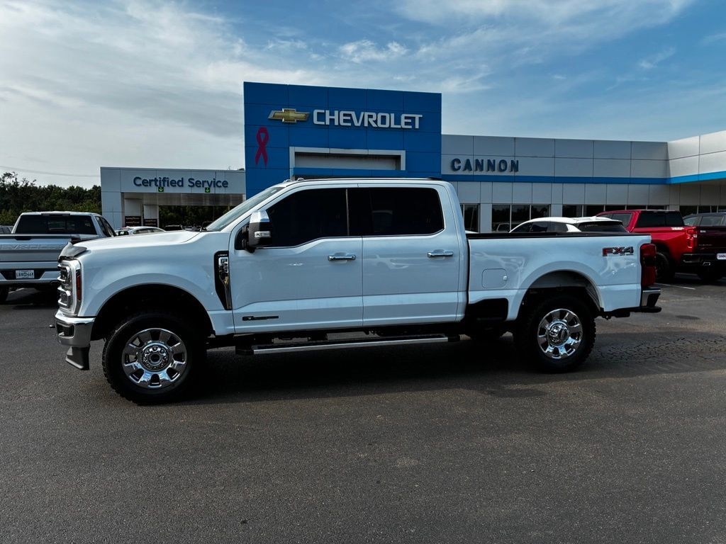 Used 2025 Ford F-250 Truck Crew Cab