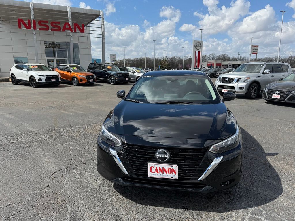 2025 Nissan Sentra SV CVT's photo