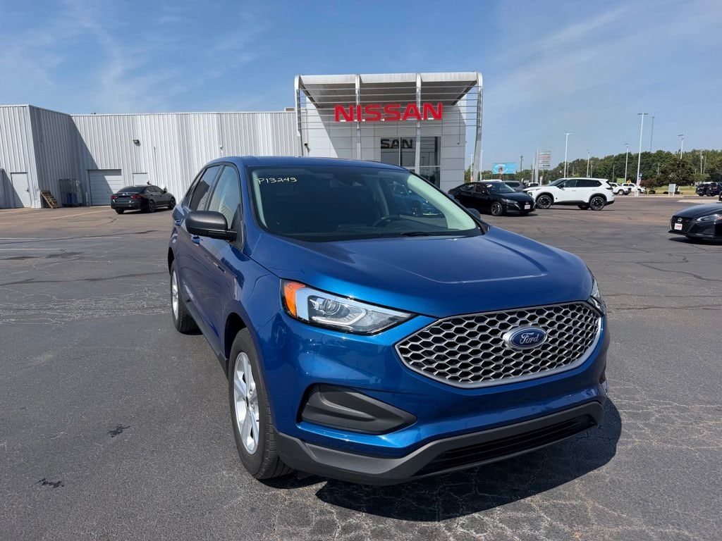 Used 2024 Ford Edge SE SUV
