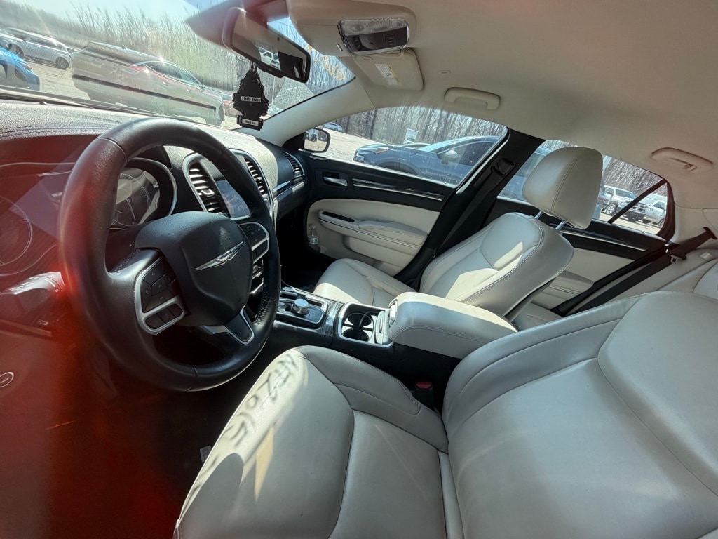 Used 2022 Chrysler 300 Touring L Sedan