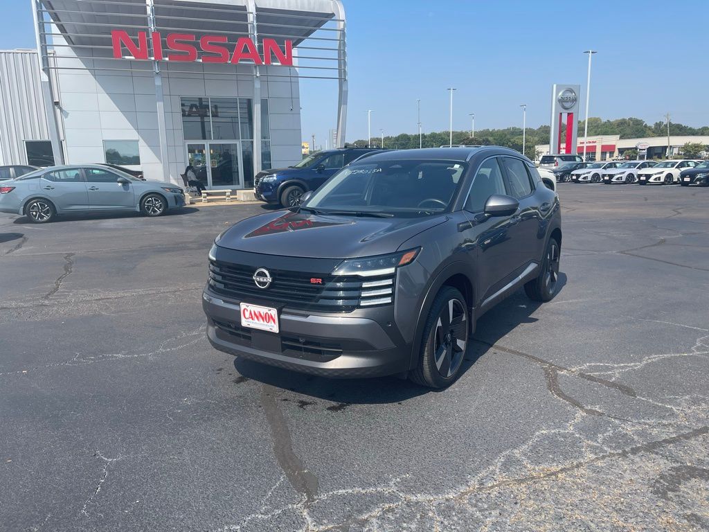 2025 Nissan Kicks SR
