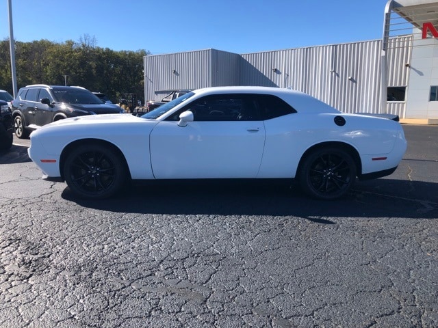 Used 2018 Dodge Challenger SXT Plus with VIN 2C3CDZAGXJH339366 for sale in Greenwood, MS