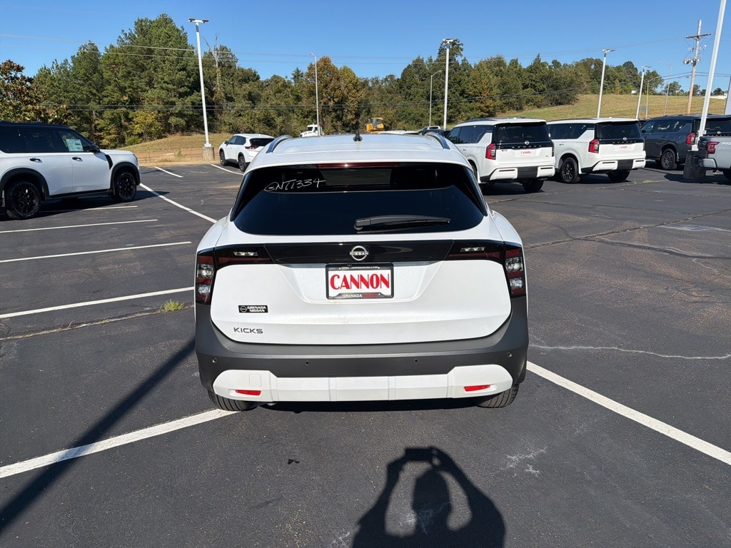 New 2026 Nissan Kicks SV SUV