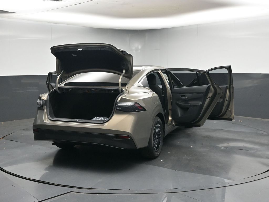 2026 Nissan Sentra SV - Photo 47