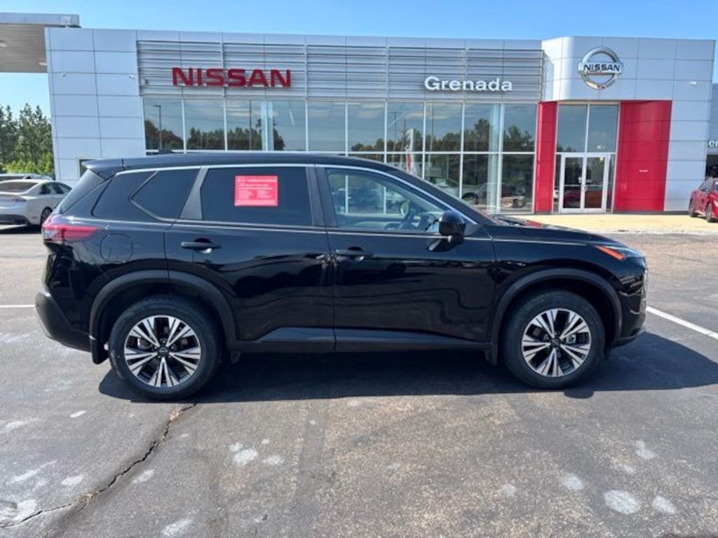 Used 2023 Nissan Rogue SV SUV