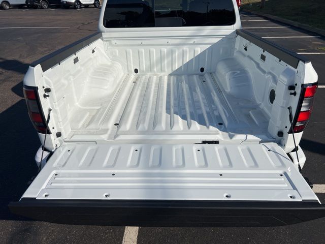 2026 Nissan Frontier SV - Photo 12
