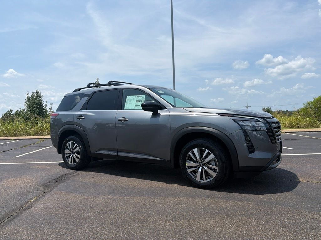 New 2026 Nissan Pathfinder SL SUV