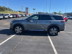 2025 Nissan Pathfinder Platinum SUV