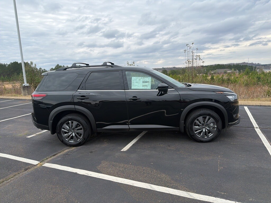 New 2025 Nissan Pathfinder SV SUV