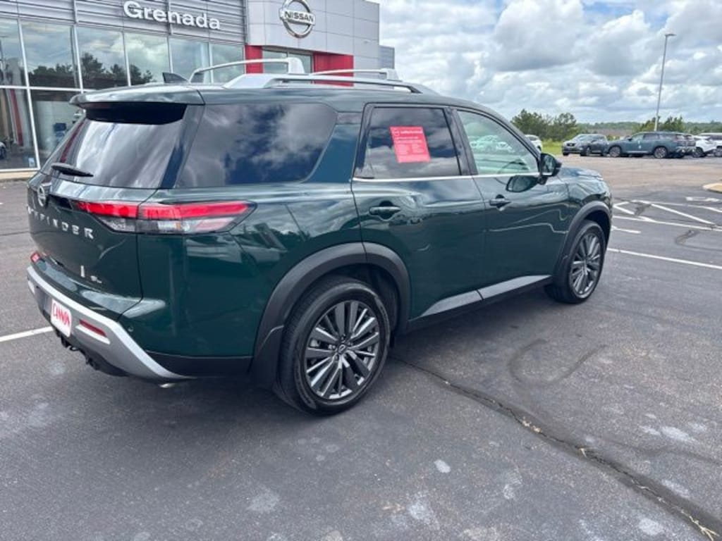 Certified 2025 Nissan Pathfinder SL SUV